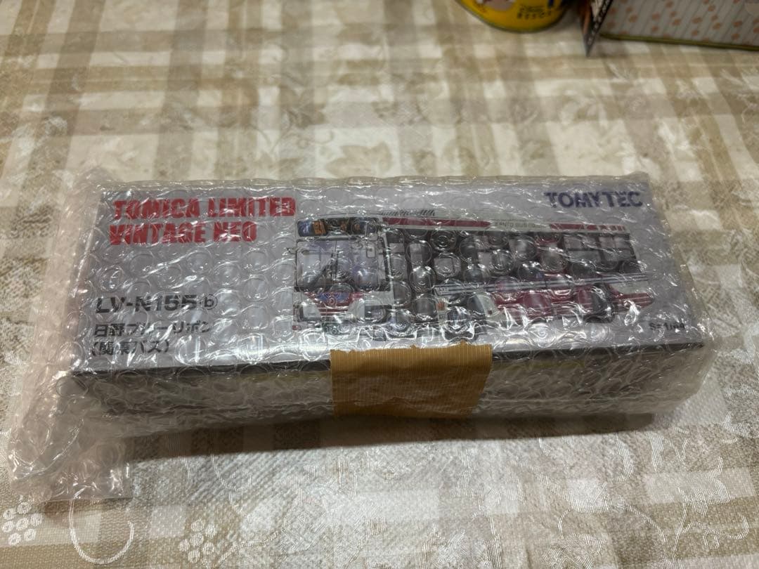 トミカリミテッドNEO関東バス　　日野ブルーリボンLV-N155-B