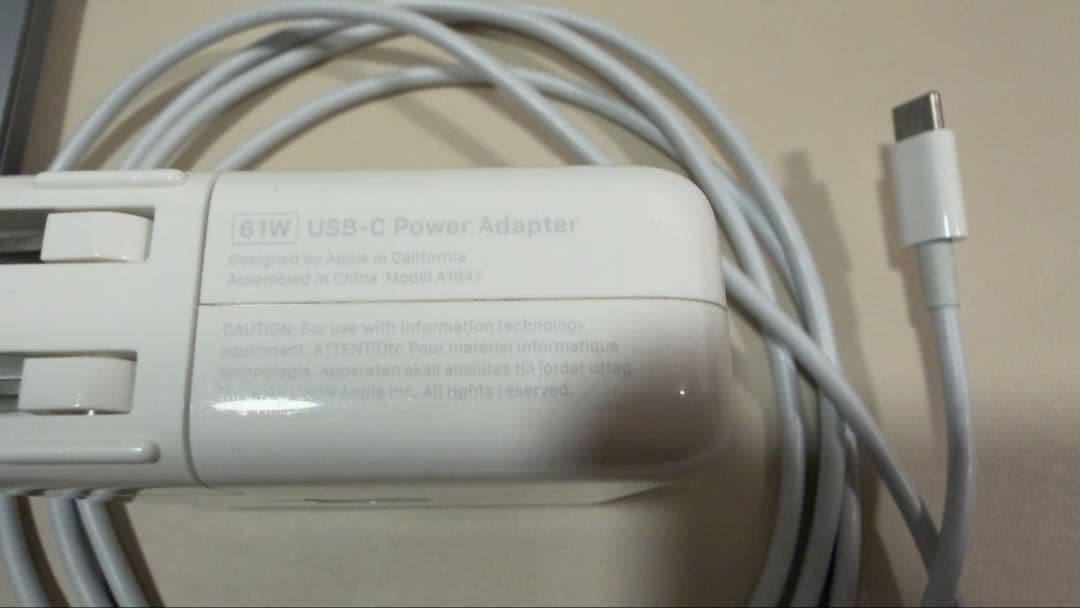 MacBook Pro 2020 13インチ M1 512GB/16GB