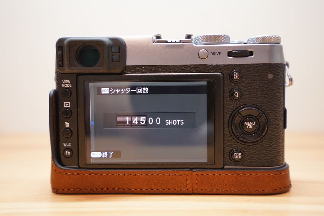 【美品】FUJIFILM X100T シルバー・フード&フィルター付｜おまけ多数