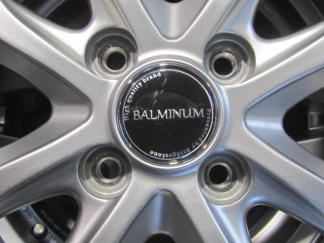 185/65R15　スタッドレス　ブリヂストンブリザック　フリードスパイクなど