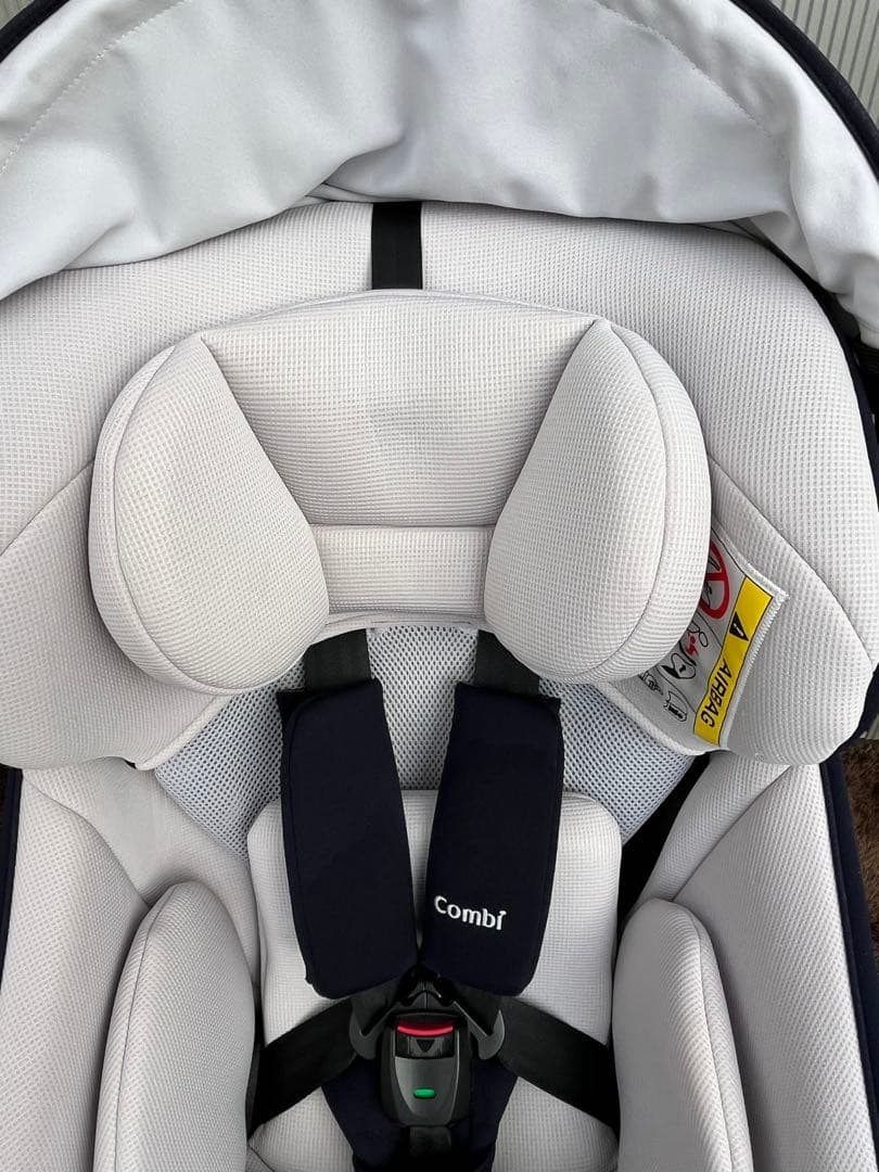 【美品】コンビ クルムーブスマートライト ISOFIX チャイルドシート ベビー