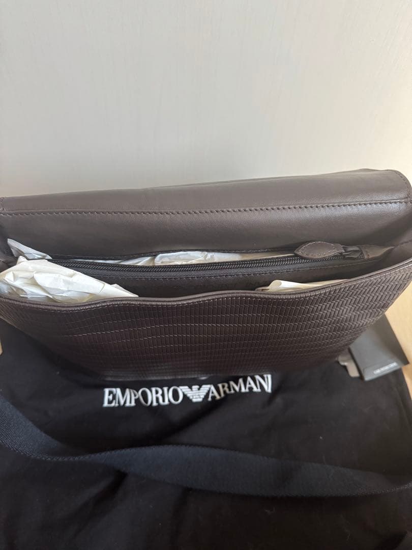 EMPORIO ARMANI ブラウン ショルダーバッグ