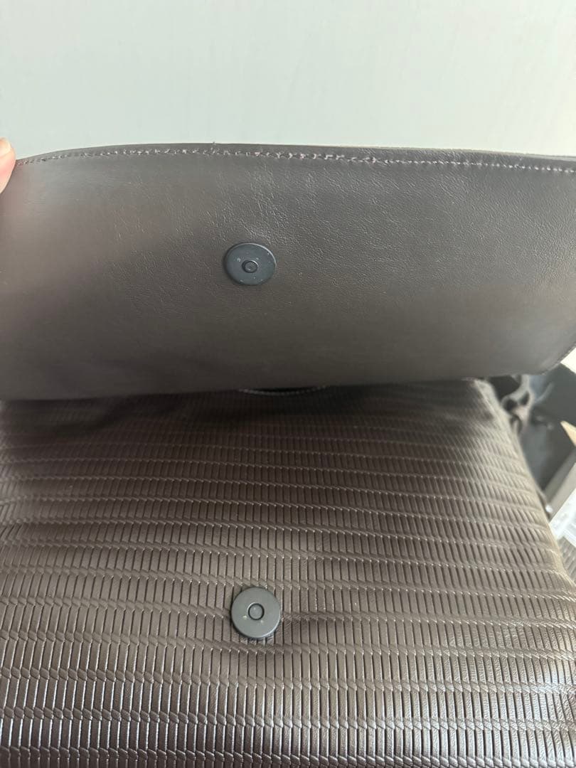 EMPORIO ARMANI ブラウン ショルダーバッグ