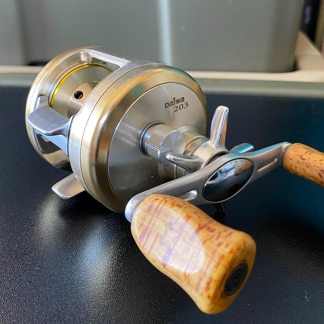 上*剛様 ダイワ『ミリオネア』CV-Z 203（右巻き）