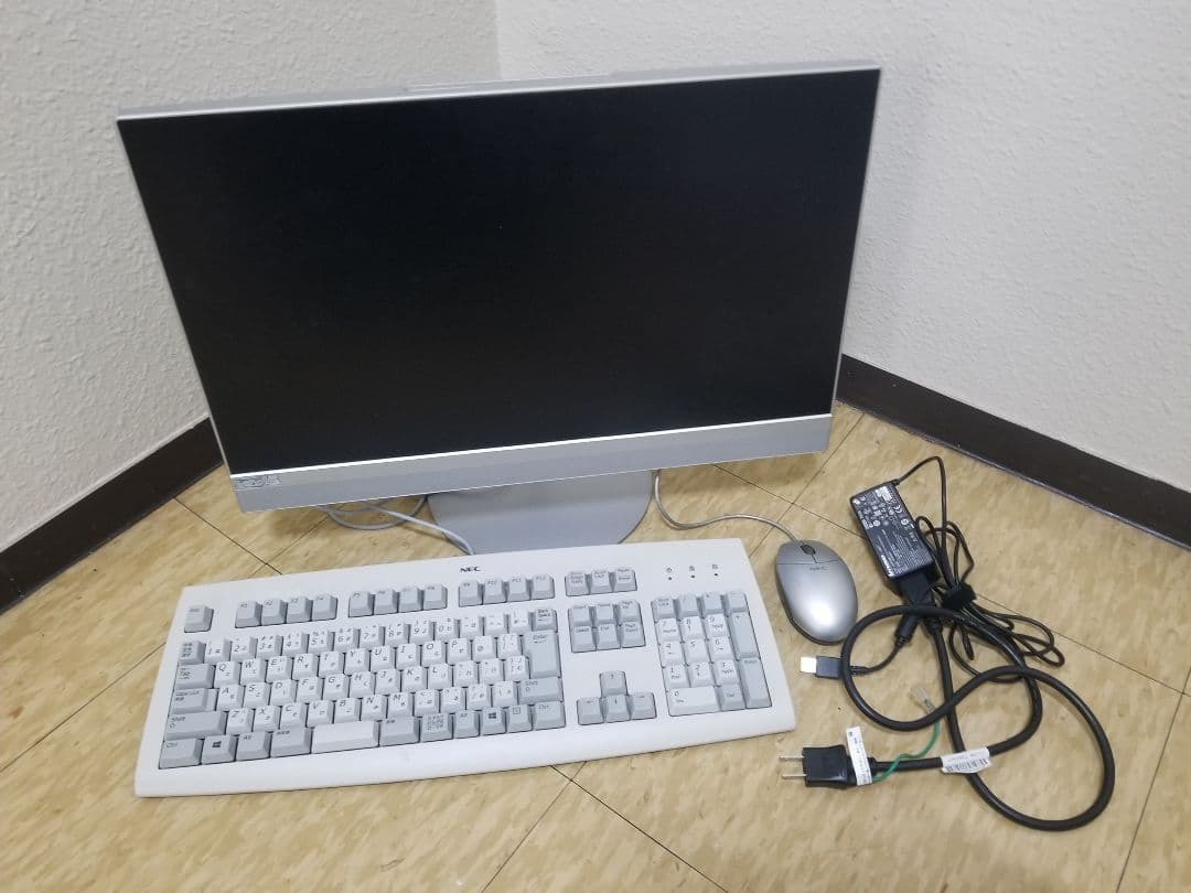 Windowsデスクトップ ideacentre AIO 520 i5 8400T 8GB 1TB HDD