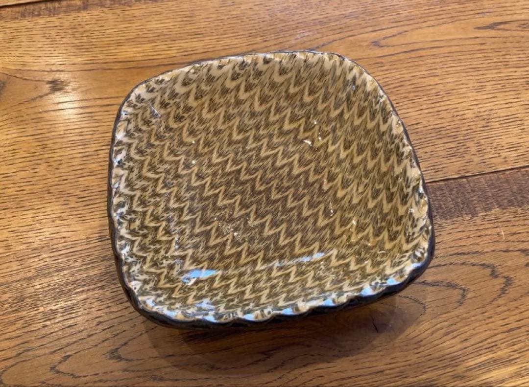 ★よしこ★ スリップウェア 伊藤丈浩 角鉢 大・小セット