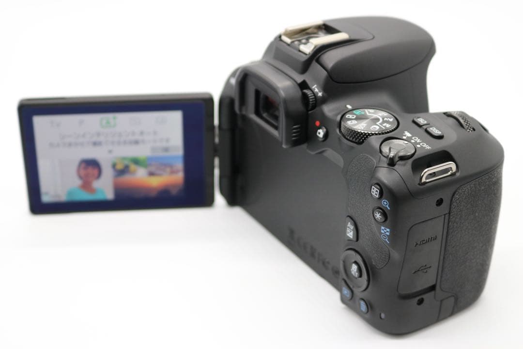 ボディほぼ新品 【Canon EOS Kiss X9 ダブルレンズセット】