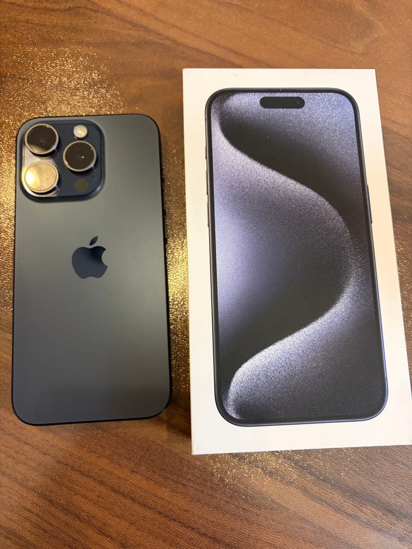 iPhone15Pro 256GB ブルーチタニウム　美品