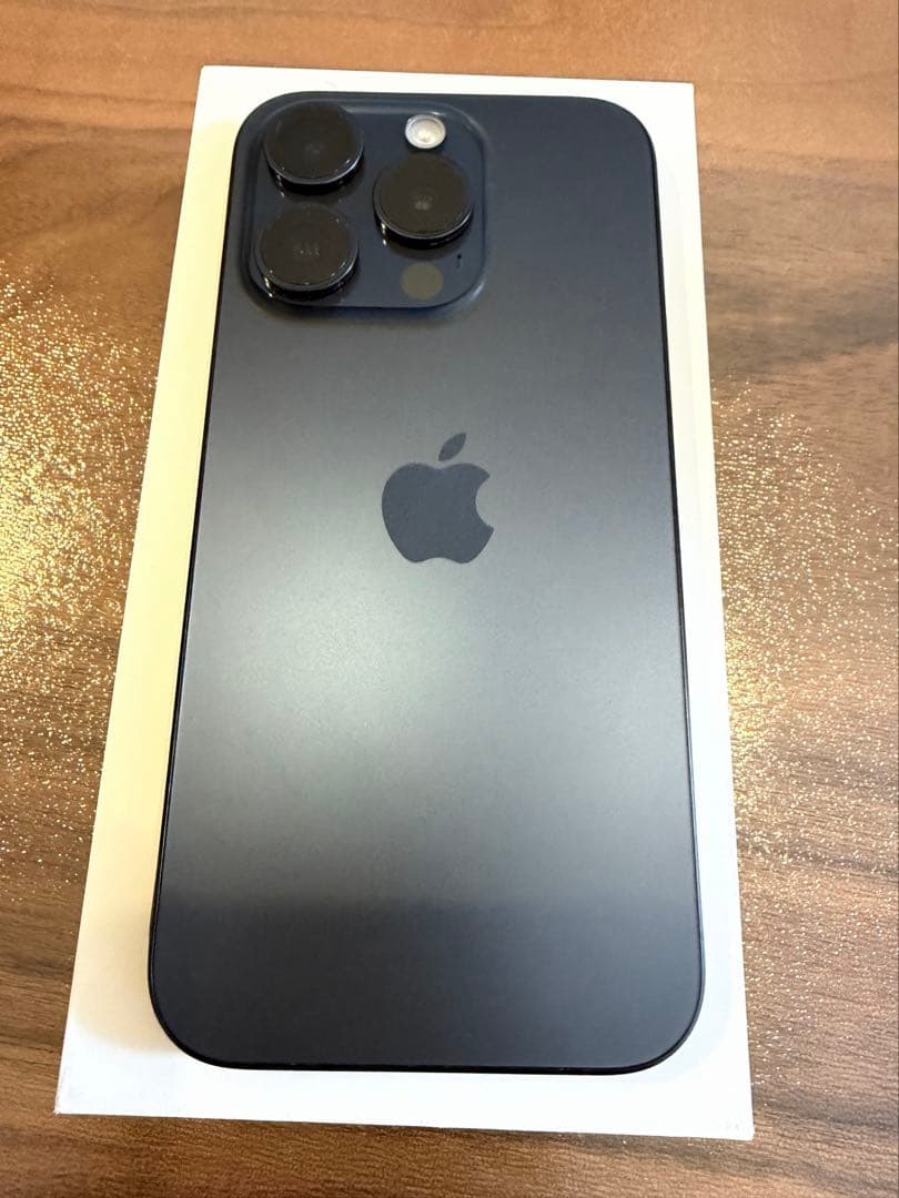 iPhone15Pro 256GB ブルーチタニウム　美品