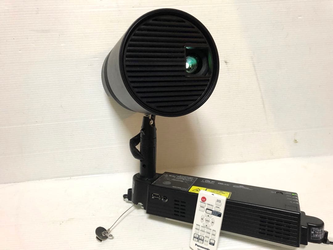 PANASONICスペースプレィヤー　NTN91000B ランプ残15000時間