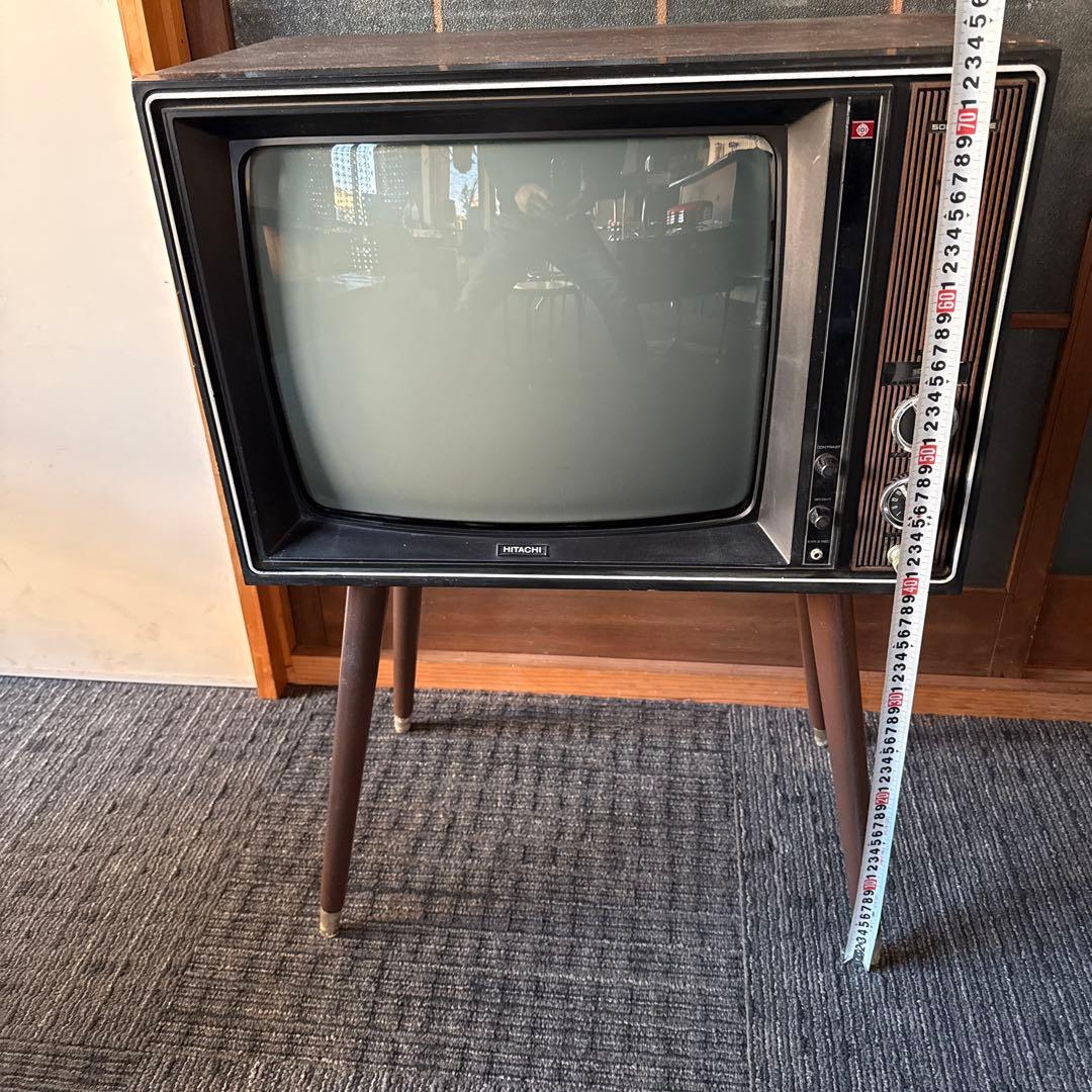 白黒テレビ　ブラウン管テレビ　ヴィンテージ