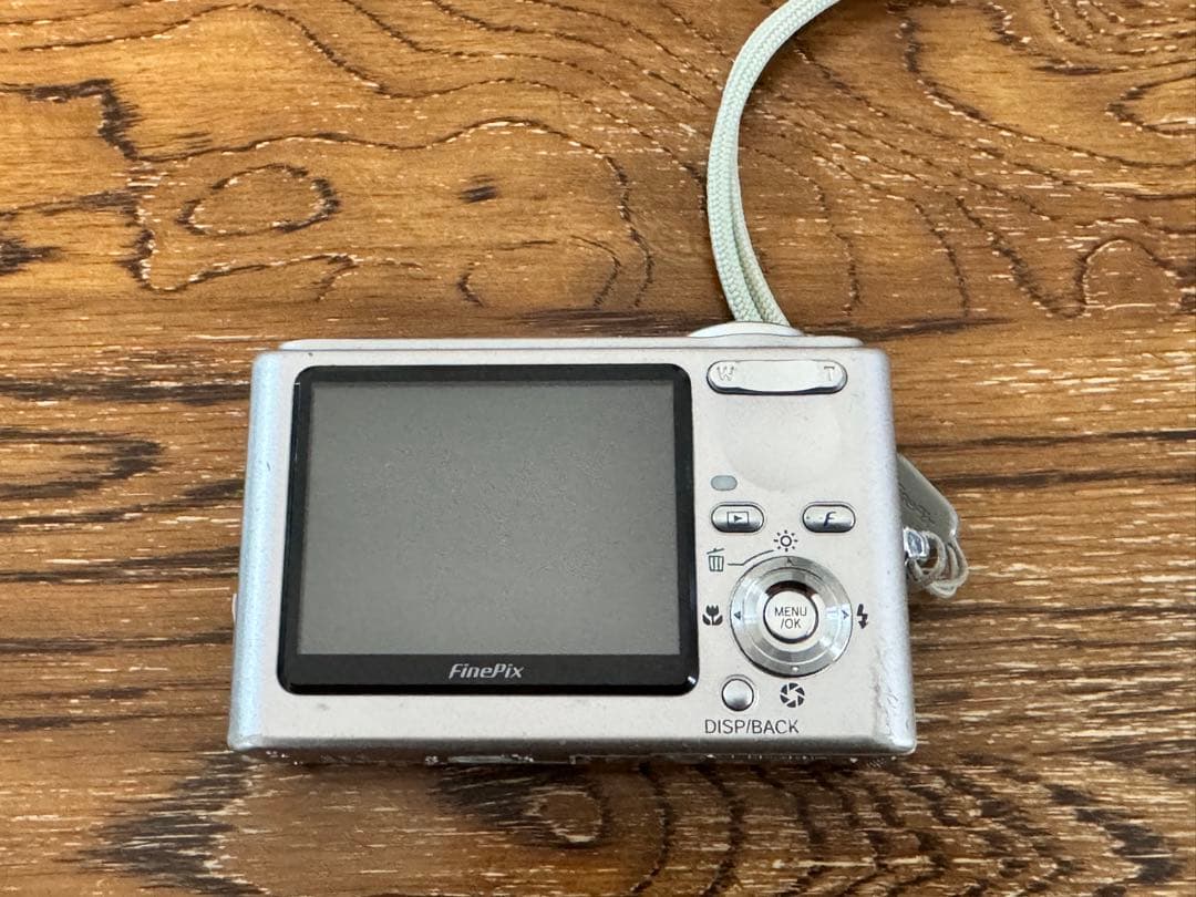 Fujifilm FinePix F11 コンパクトデジタルカメラ