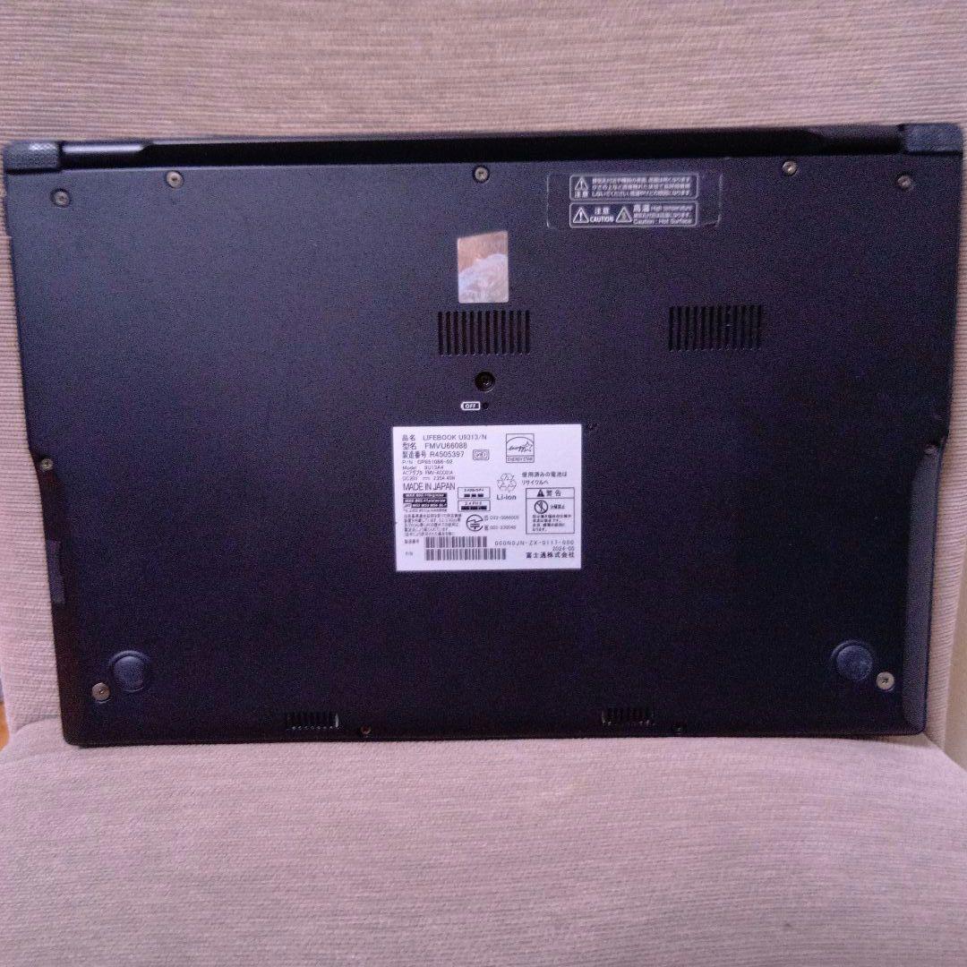 A⑤ 富士通　ＦＭＶＵ66088　U9313/N