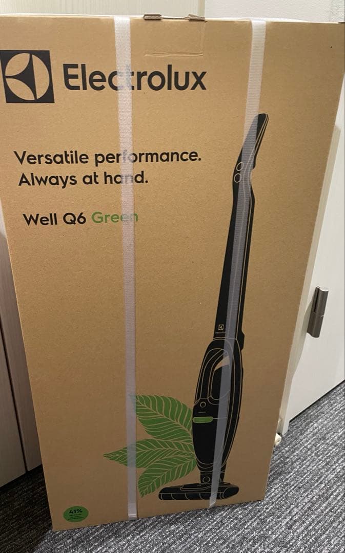 エレクトロラックス 自立式 コードレス掃除機 新品