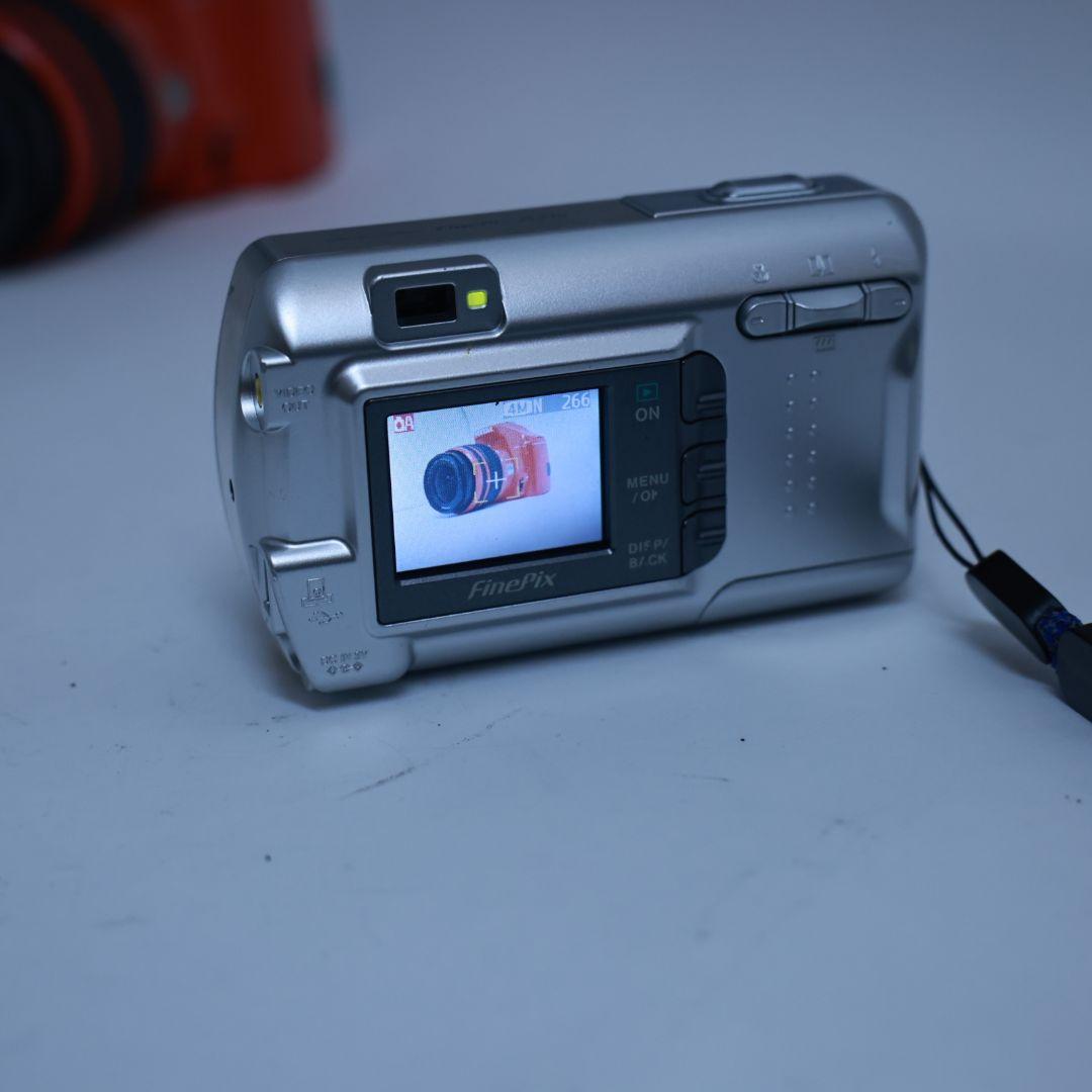 スマホ転送可 FUJIFILM デジタルカメラ A340 電池メモリーカード