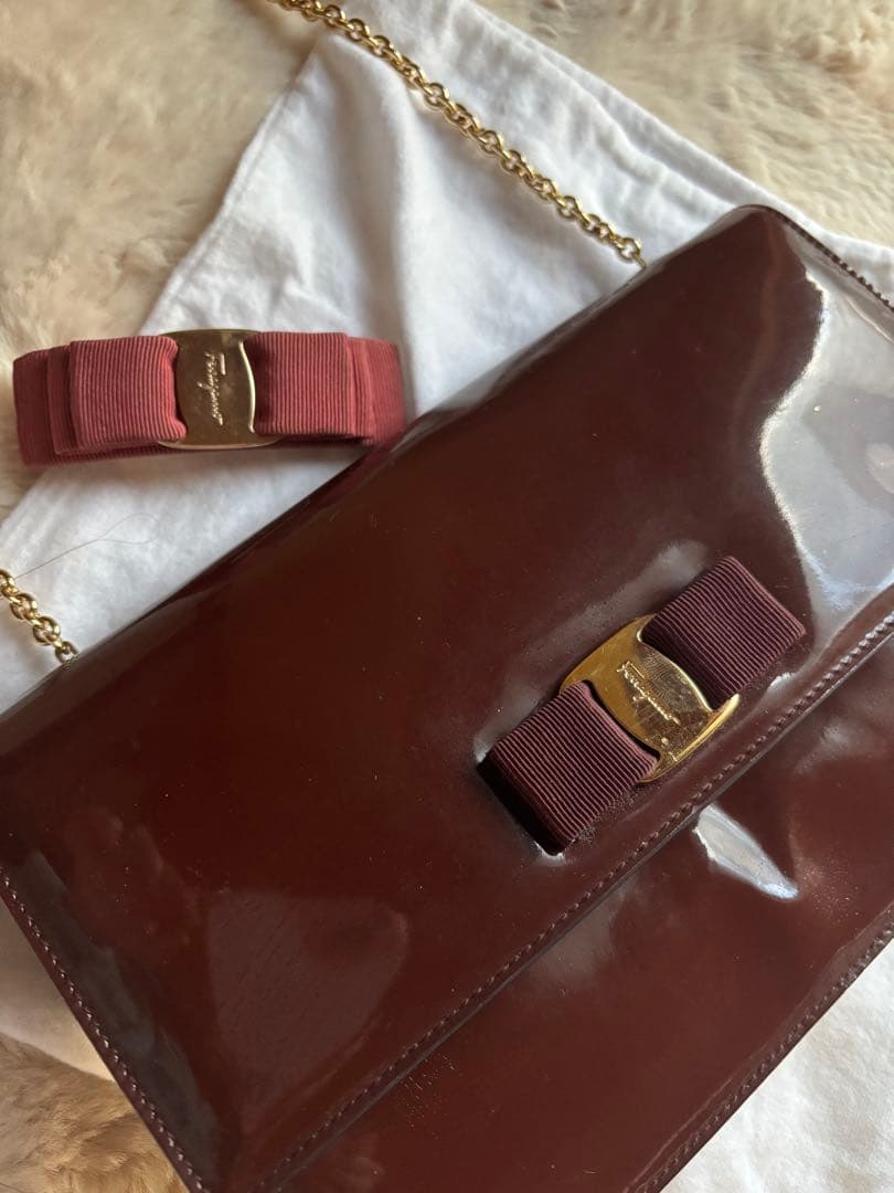 Salvatore Ferragamoバラ　ミニバッグ