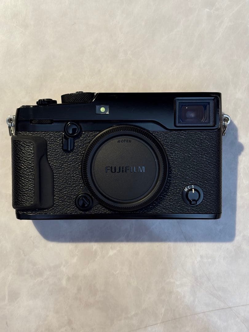 セール！FUJIFILM X-Pro2 バッテリー２個 グリップ付き