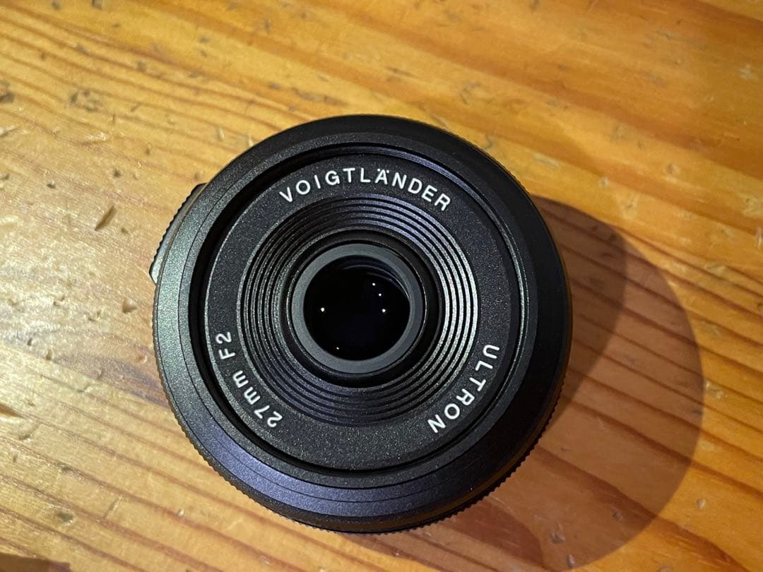 【美品】フォクトレンダーULTRON 27mm F2 （Xマウント）