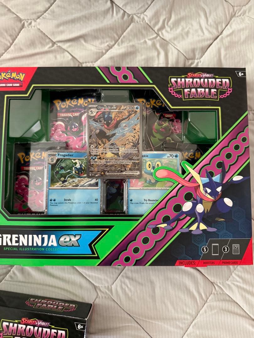 【新品】海外版 ゲッコウガex キングドラex コレクションセット　未開封