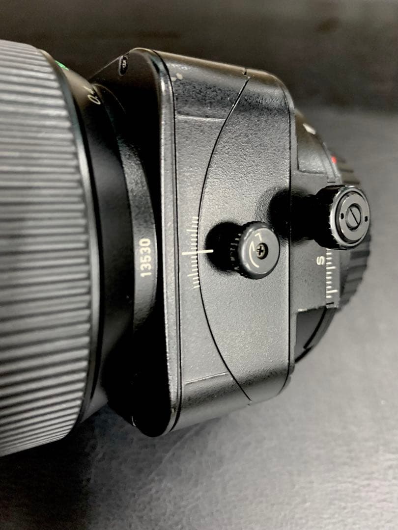 TS-E45mm F2.8　CANON （ティルト・シフト軸の変更・改造済み）