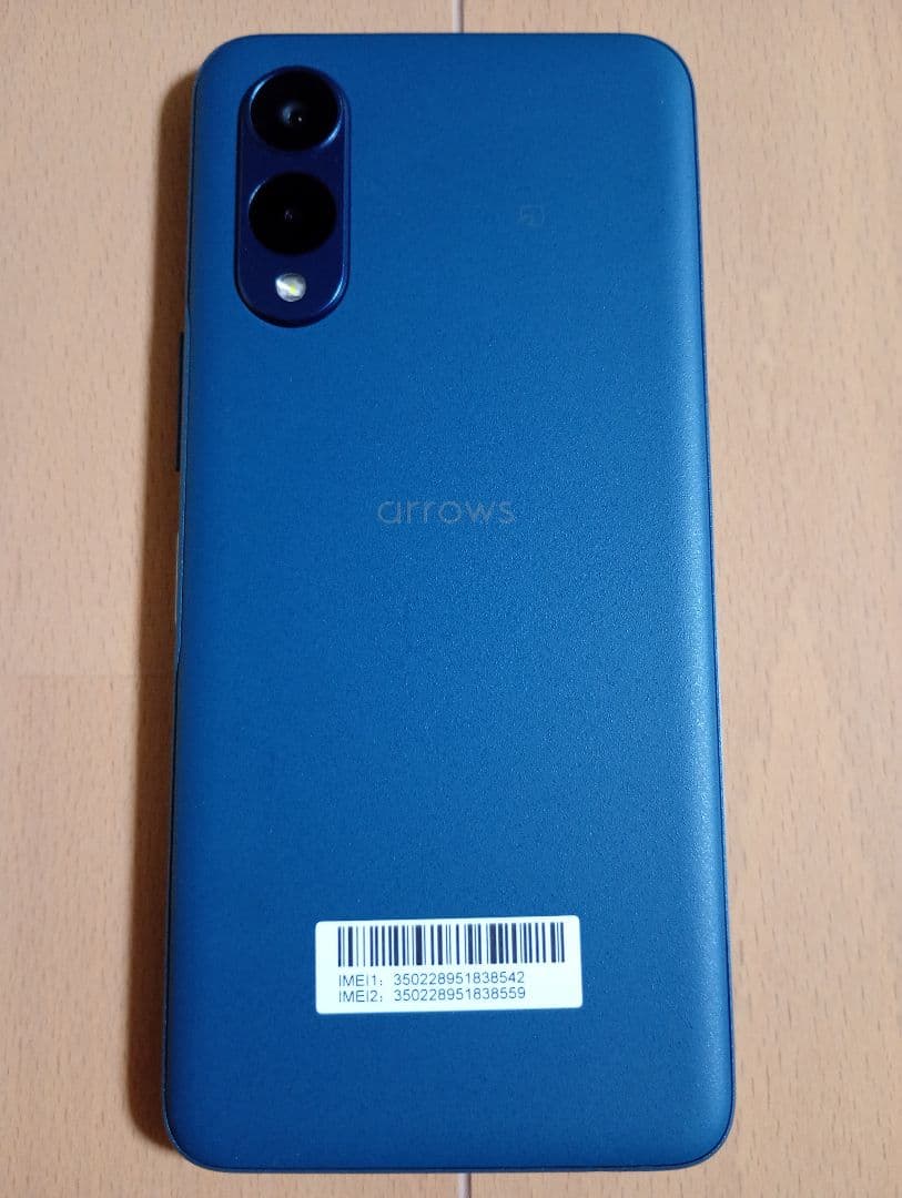 【美品】arrows We2 M07 simフリー クリアケース付き