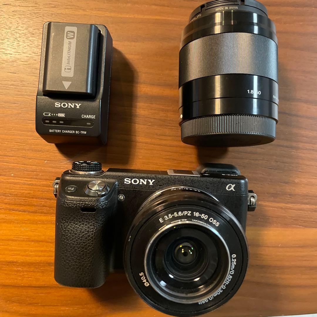 SONY NEX-6 ミラーレスカメラ　標準ズームレンズF1.8単焦点レンズ付き