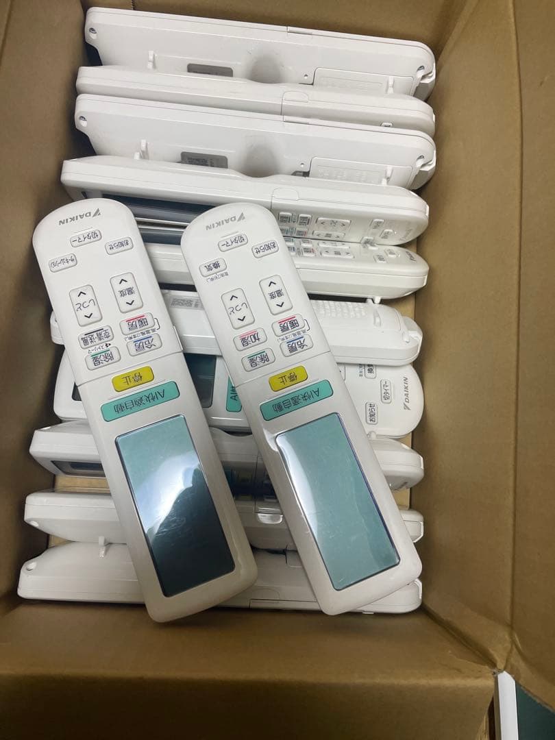 ダイキンエアコンリモコンまとめ売り×14台