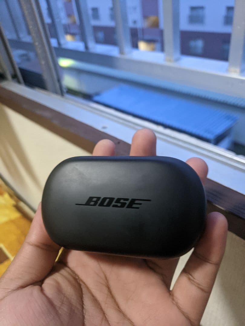 スマホアクセサリー bose quietcomfort-earbuds
