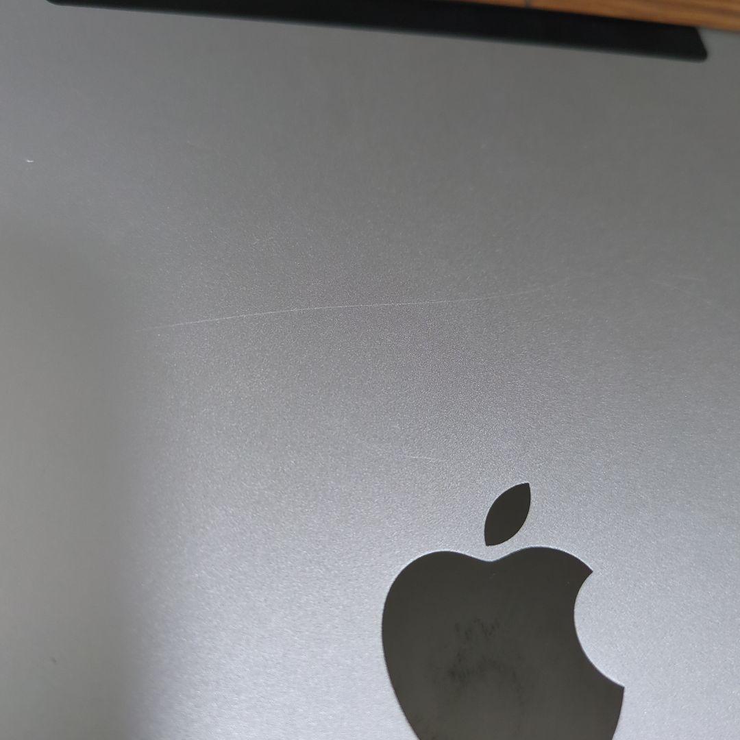 iPad A1823 第5世代 32GB SIMフリー