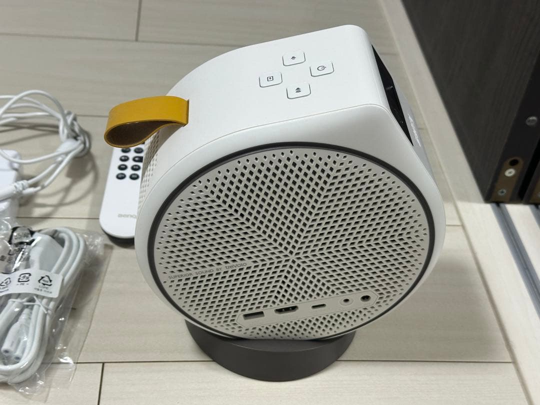 BenQ GV31 フルHD ホームプロジェクター 箱無し