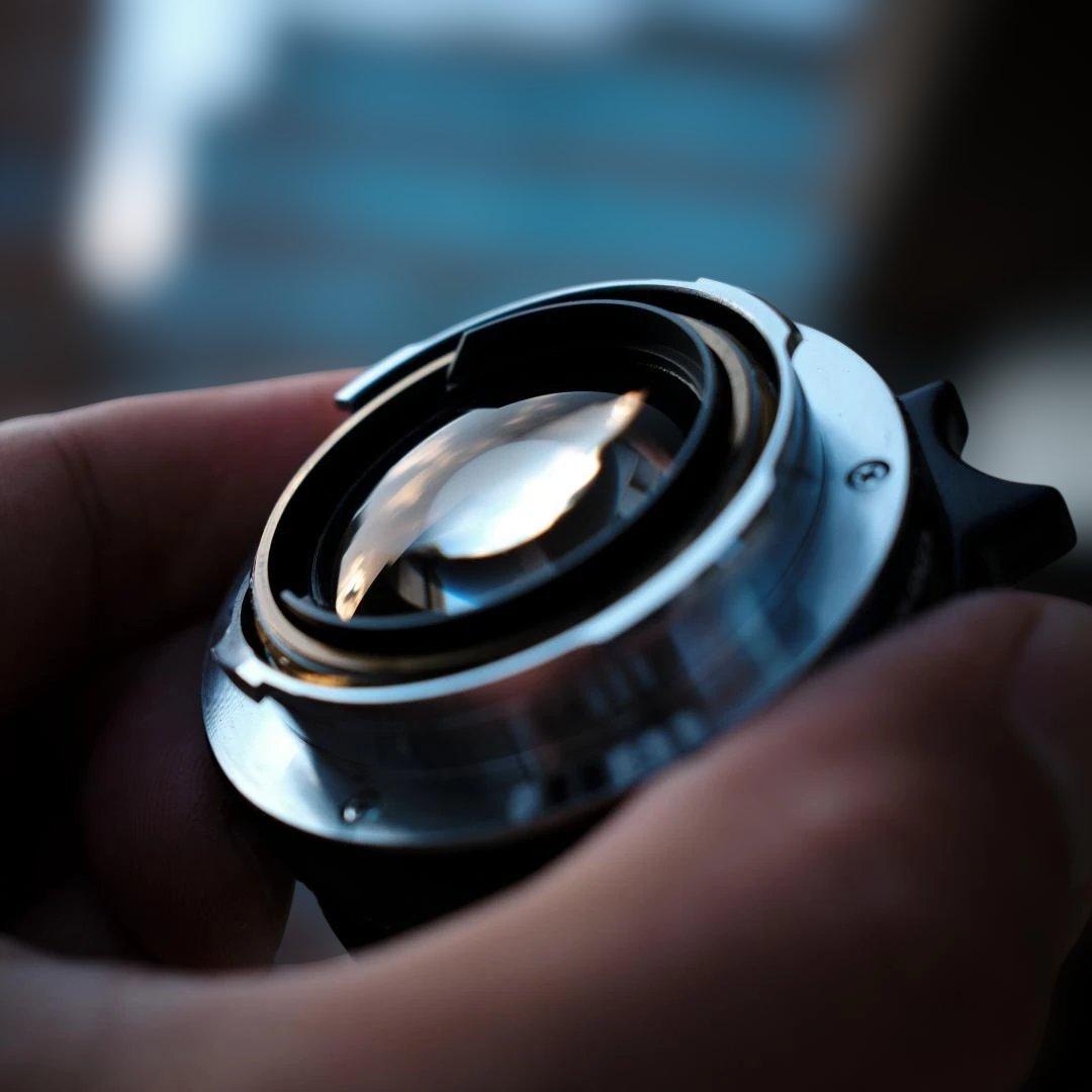 フィルムカメラ Leica Summicron-M 35mm v4 \"King of Bokeh