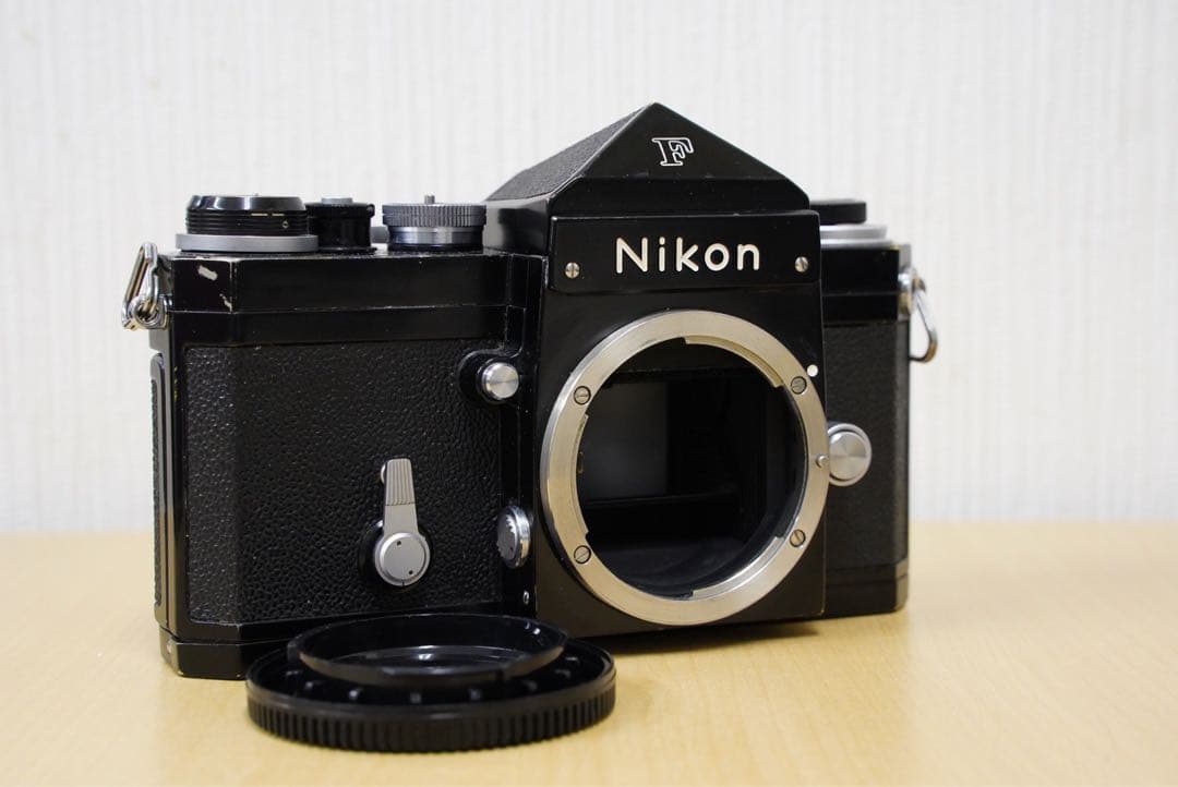 【完動品】Nikon F アイレベル ブラック フィルムカメラ