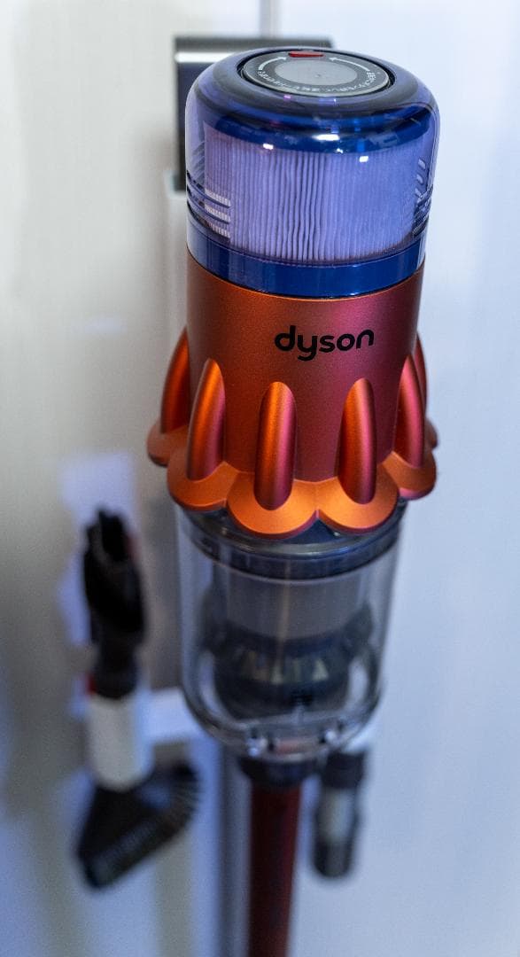 Dyson　SV18 Digital Slim Fluffy+　おまけ付き