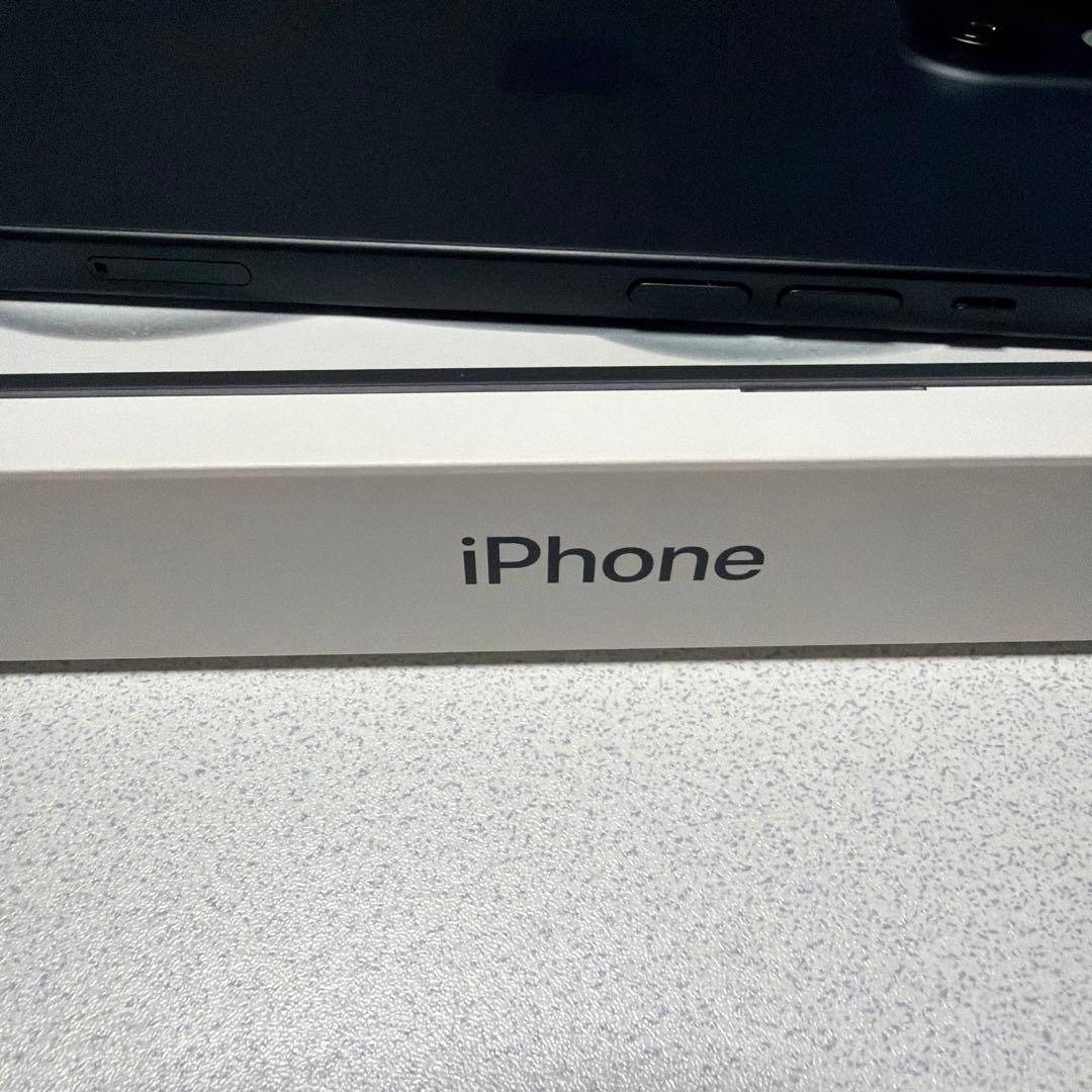 iPhone 15 128GB simフリー　ブラック