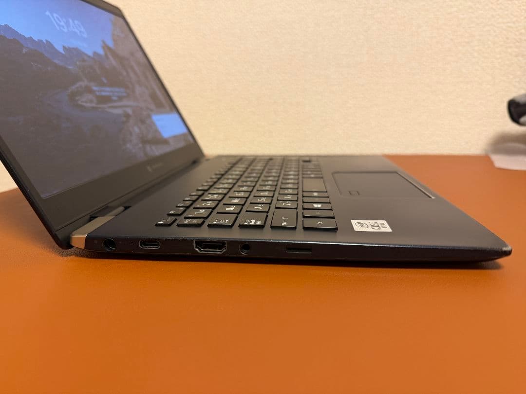 Windowsノート本体 dynabook G83/FP i5-10210u 8G-256 (22)