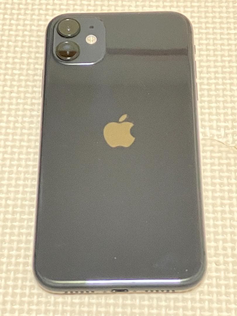 ☆iPhone11 64G ブラック SIMフリー 完済① バッテリー84％☆