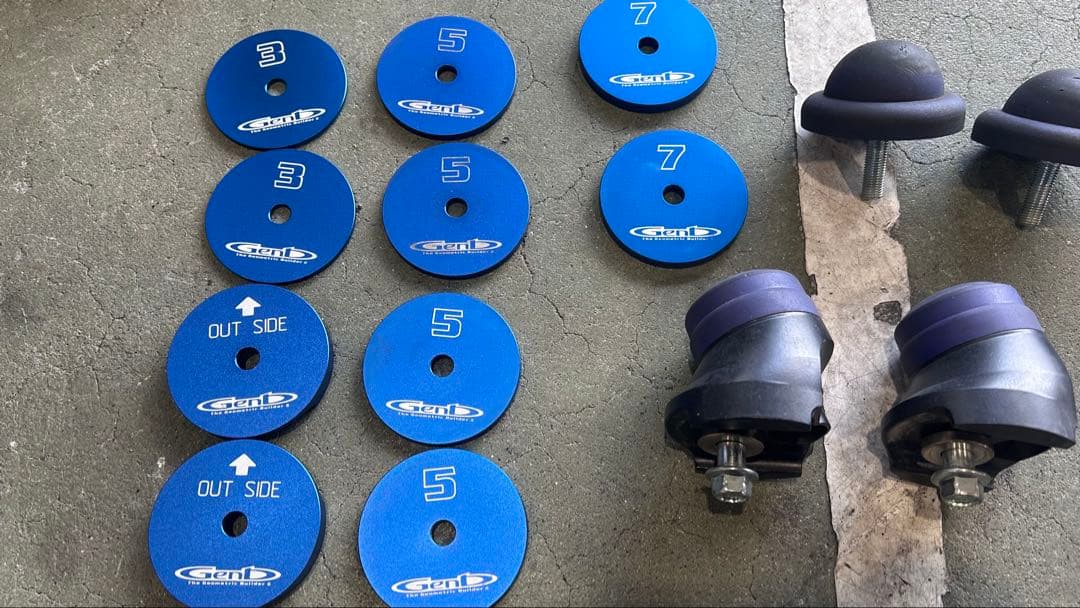 ハイエース200系　2wd 玄武　バンプ　リバンプ　セット