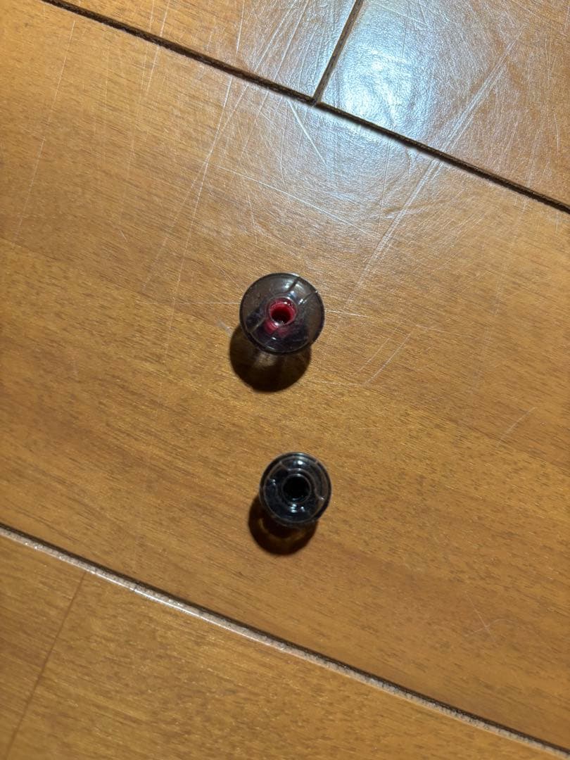 poly ワイヤレスイヤホン 耳掛け式 イヤーチップ付き