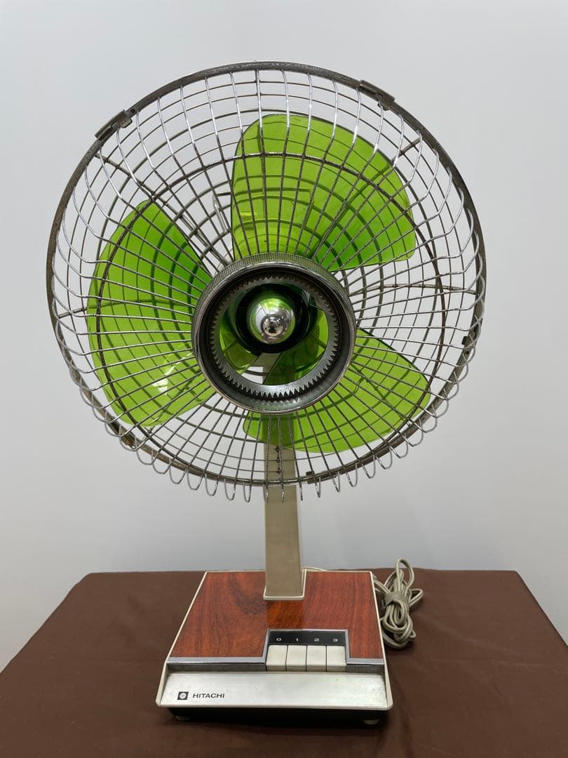 動確済品 昭和レトロHITACHI 卓上扇風機 D-670 緑色