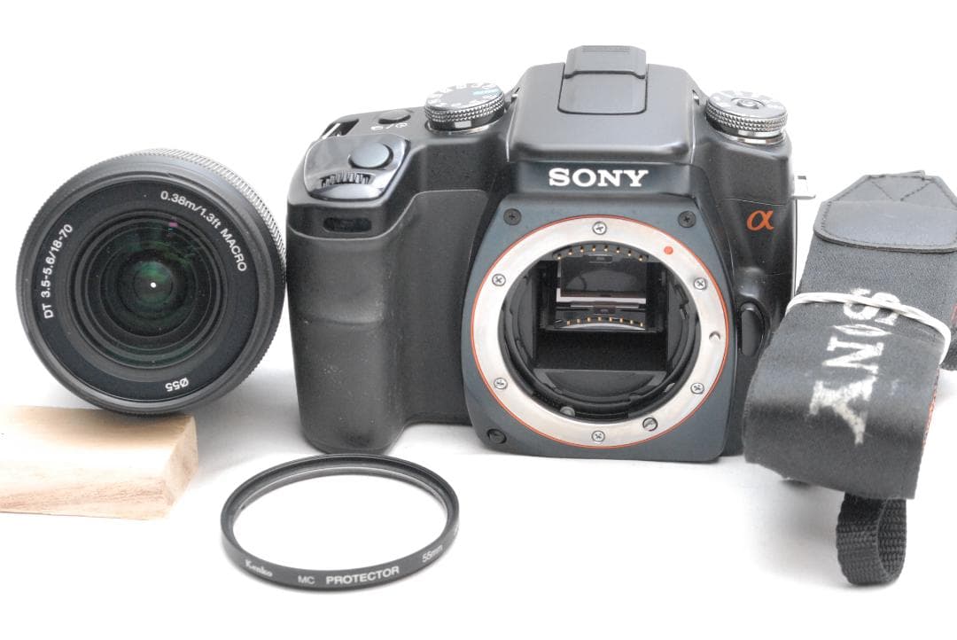 SONY α 100/DT 18-70mm (良品）