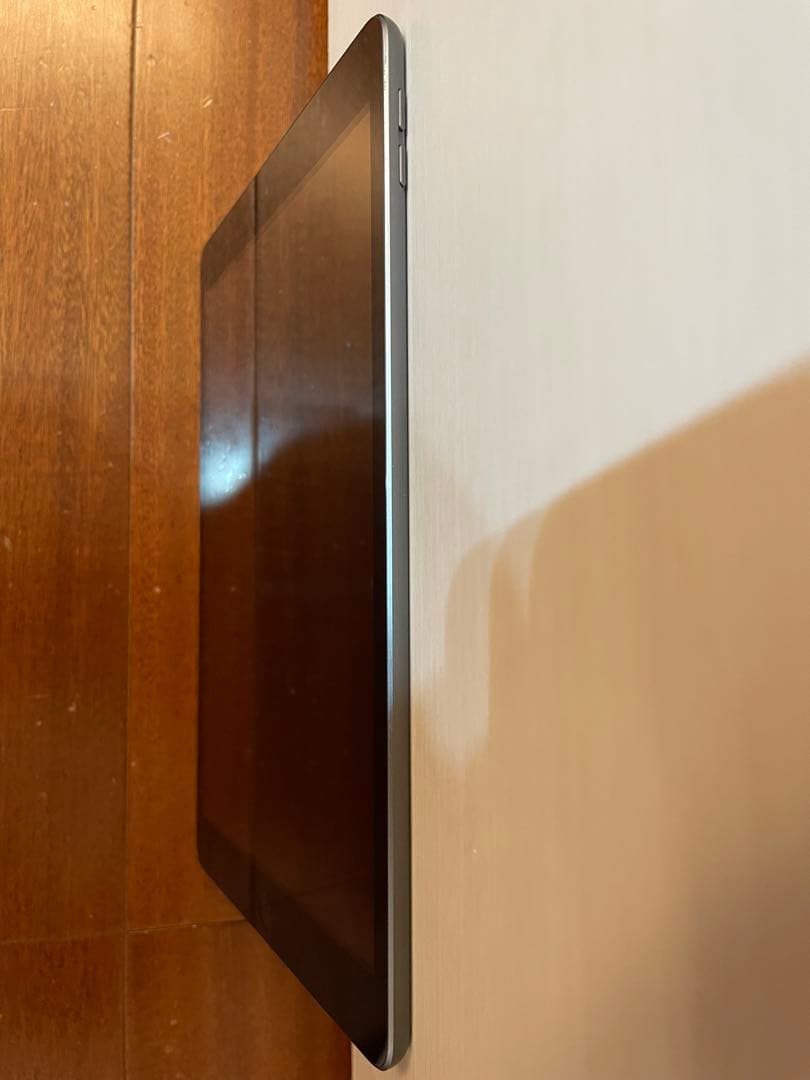 iPad 8世代　32GB Wi-Fiモデル+キーボード