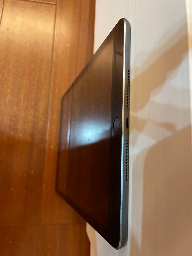 iPad 8世代　32GB Wi-Fiモデル+キーボード