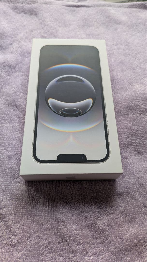 ｉＰｈｏｎｅ１６e１２８ギガ超美品２４時間以内発送。