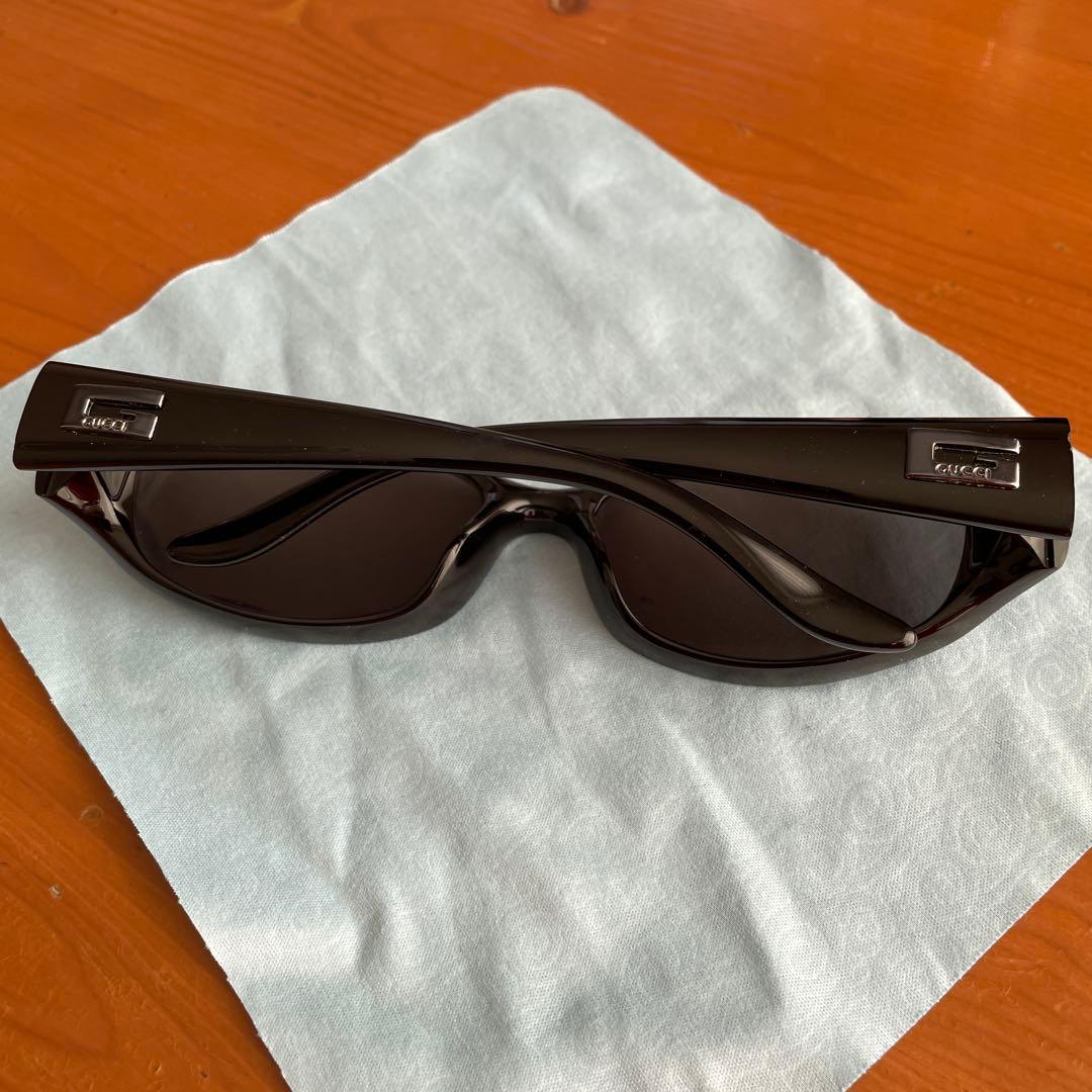 GUCCI GG 245/S ブラックサングラス