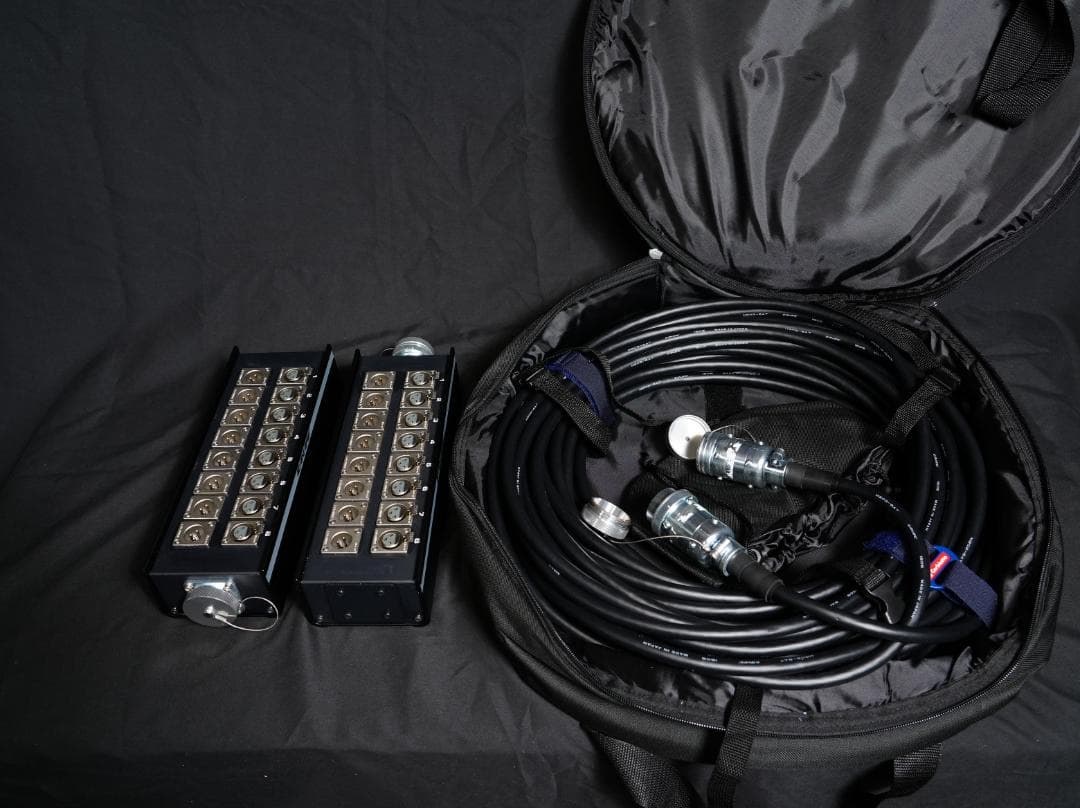 カナレ　8チャンネルパラボックス1ペア　マルチケーブル30ｍ