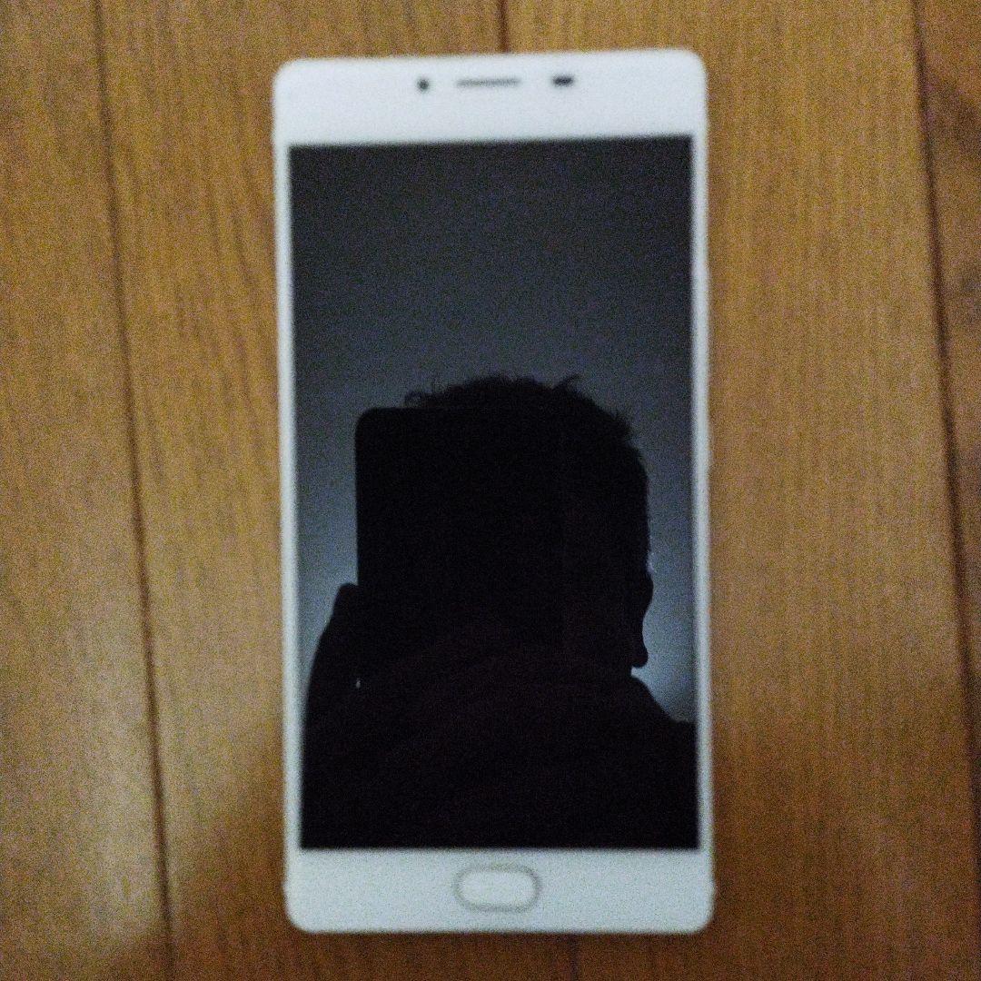 FREETEL スマートフォン ホワイト 未使用