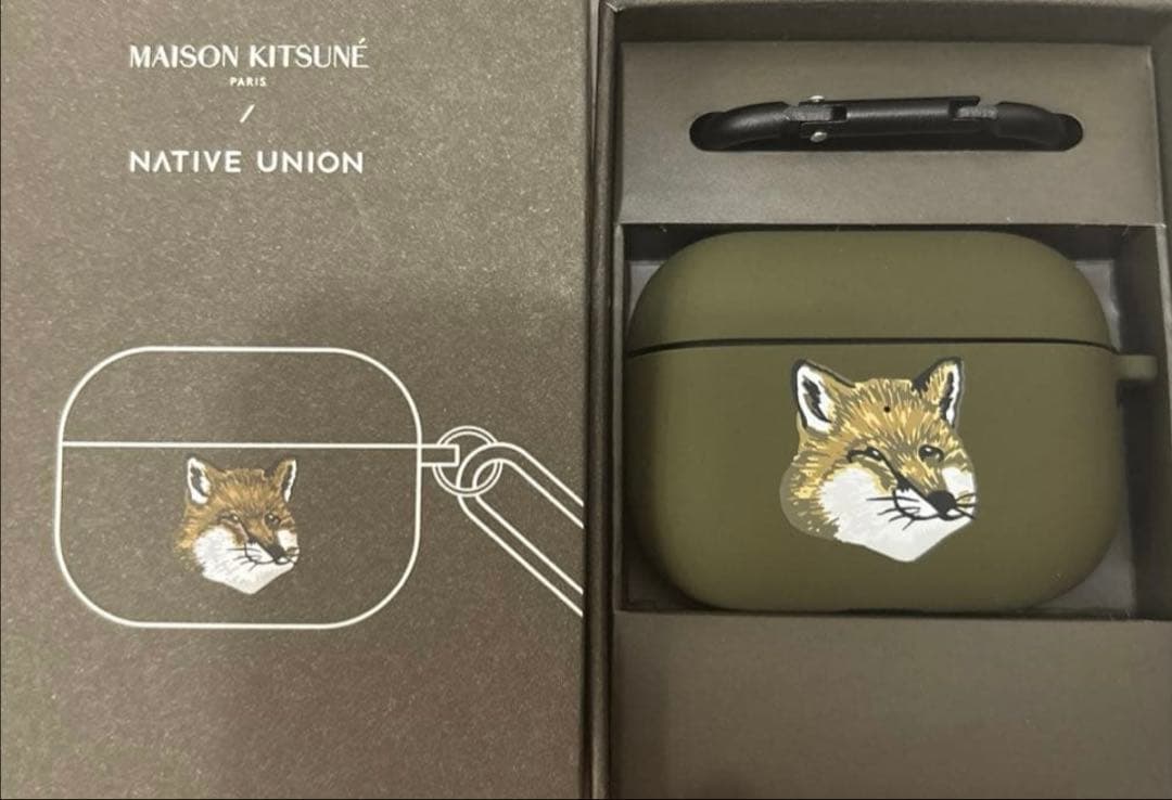 新品 メゾンキツネ Maison Kitsune AirPods Pro2ケース