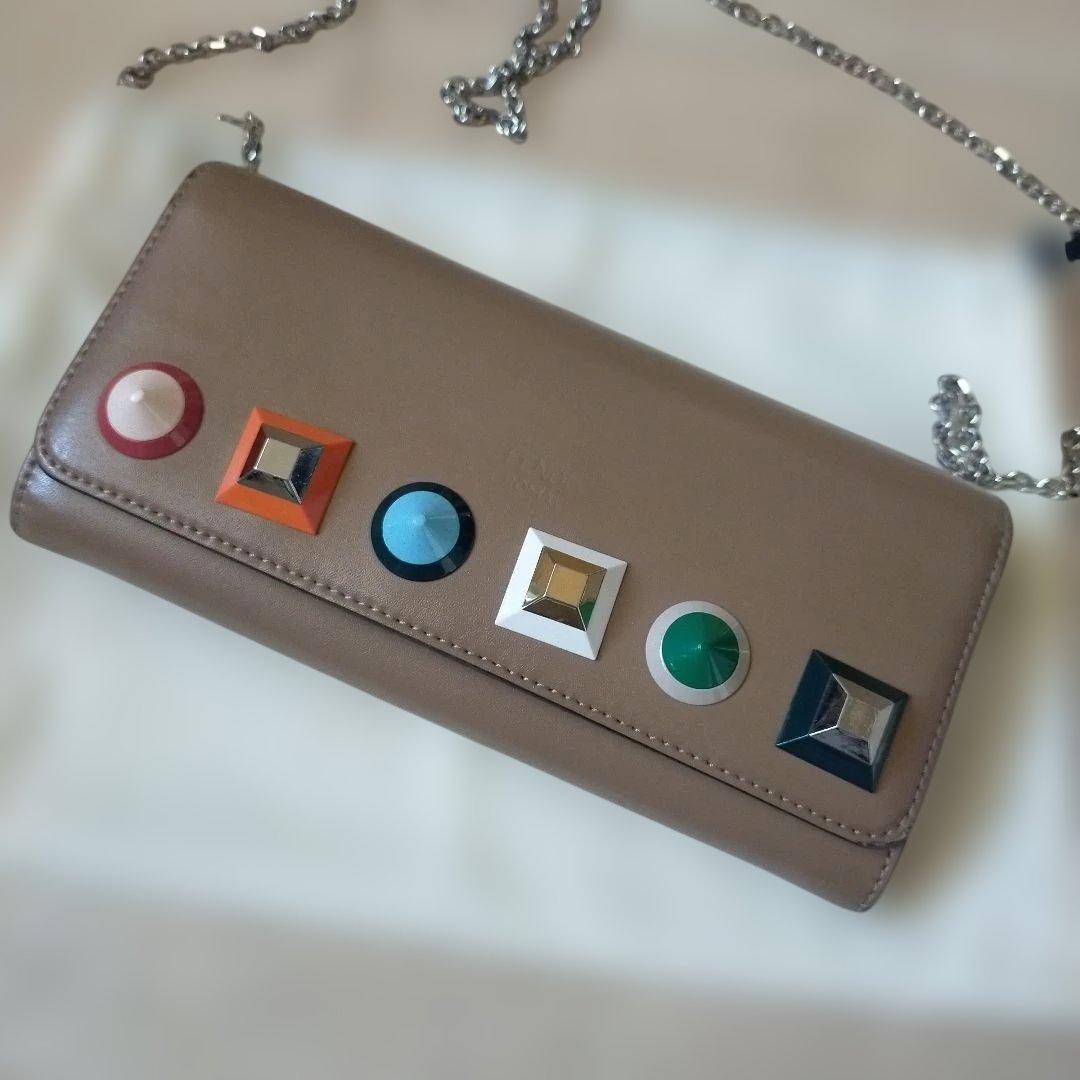 FENDI チェーンウォレット スタッズ 長財布