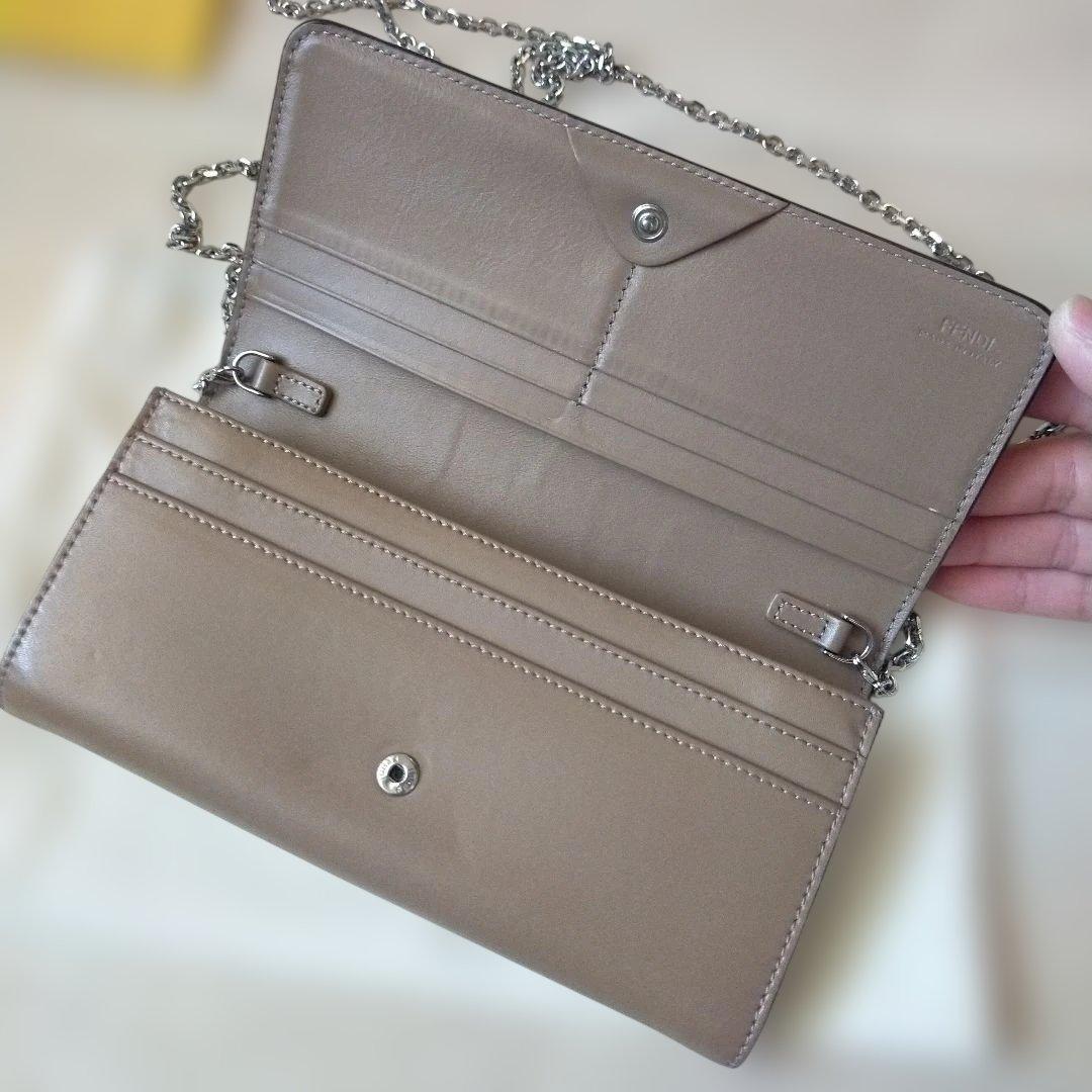 FENDI チェーンウォレット スタッズ 長財布