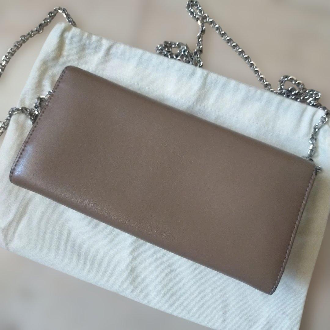 FENDI チェーンウォレット スタッズ 長財布